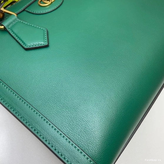 First bag ru Gucci bag tote Diana small 0820